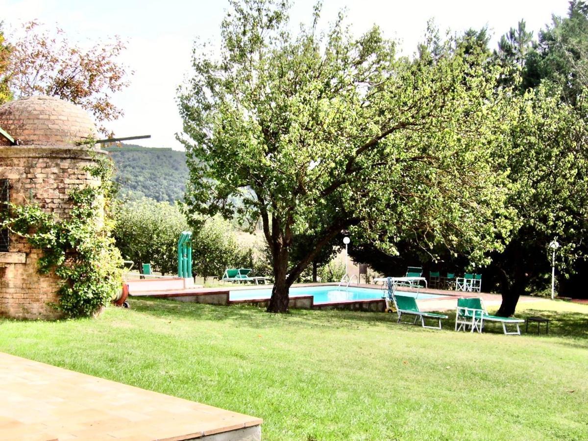 סוביצ'ילה Agriturismo Montioni מראה חיצוני תמונה