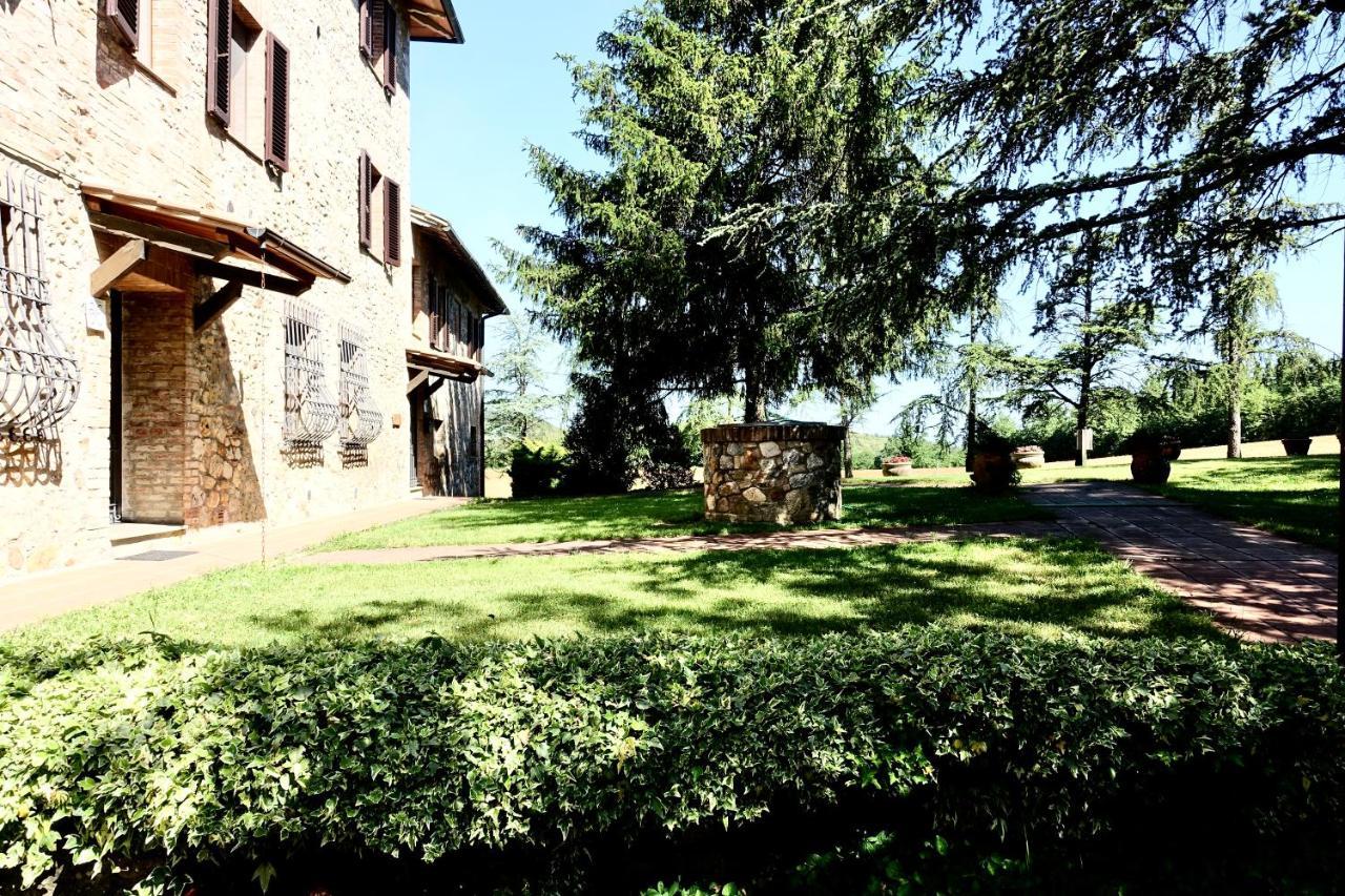סוביצ'ילה Agriturismo Montioni מראה חיצוני תמונה