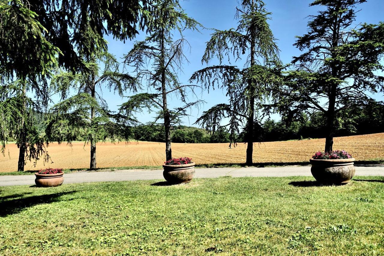 סוביצ'ילה Agriturismo Montioni מראה חיצוני תמונה