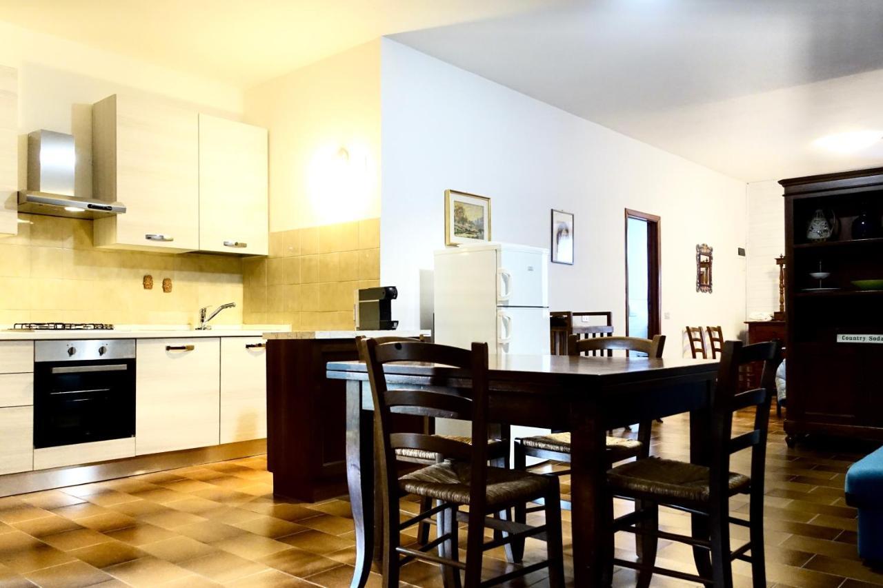 סוביצ'ילה Agriturismo Montioni מראה חיצוני תמונה