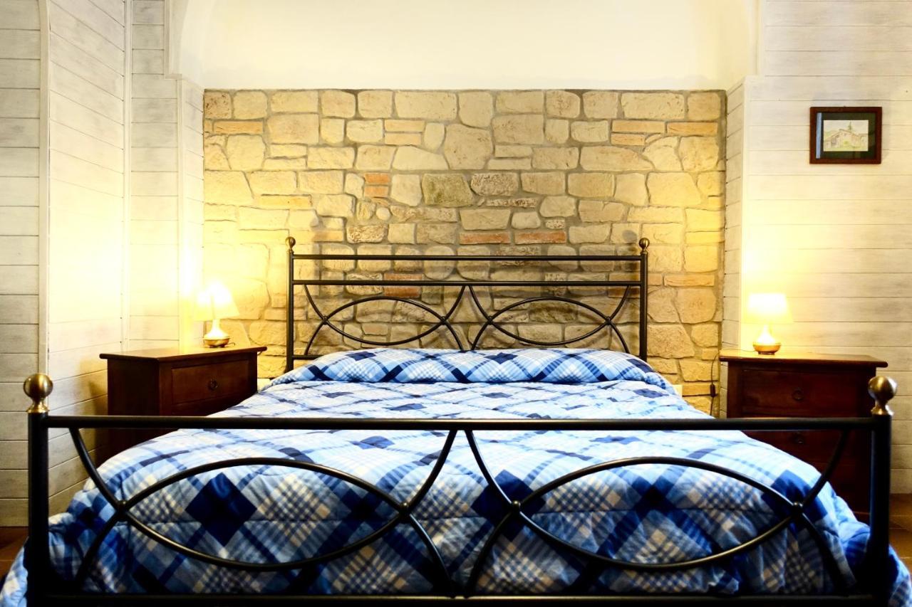 סוביצ'ילה Agriturismo Montioni מראה חיצוני תמונה